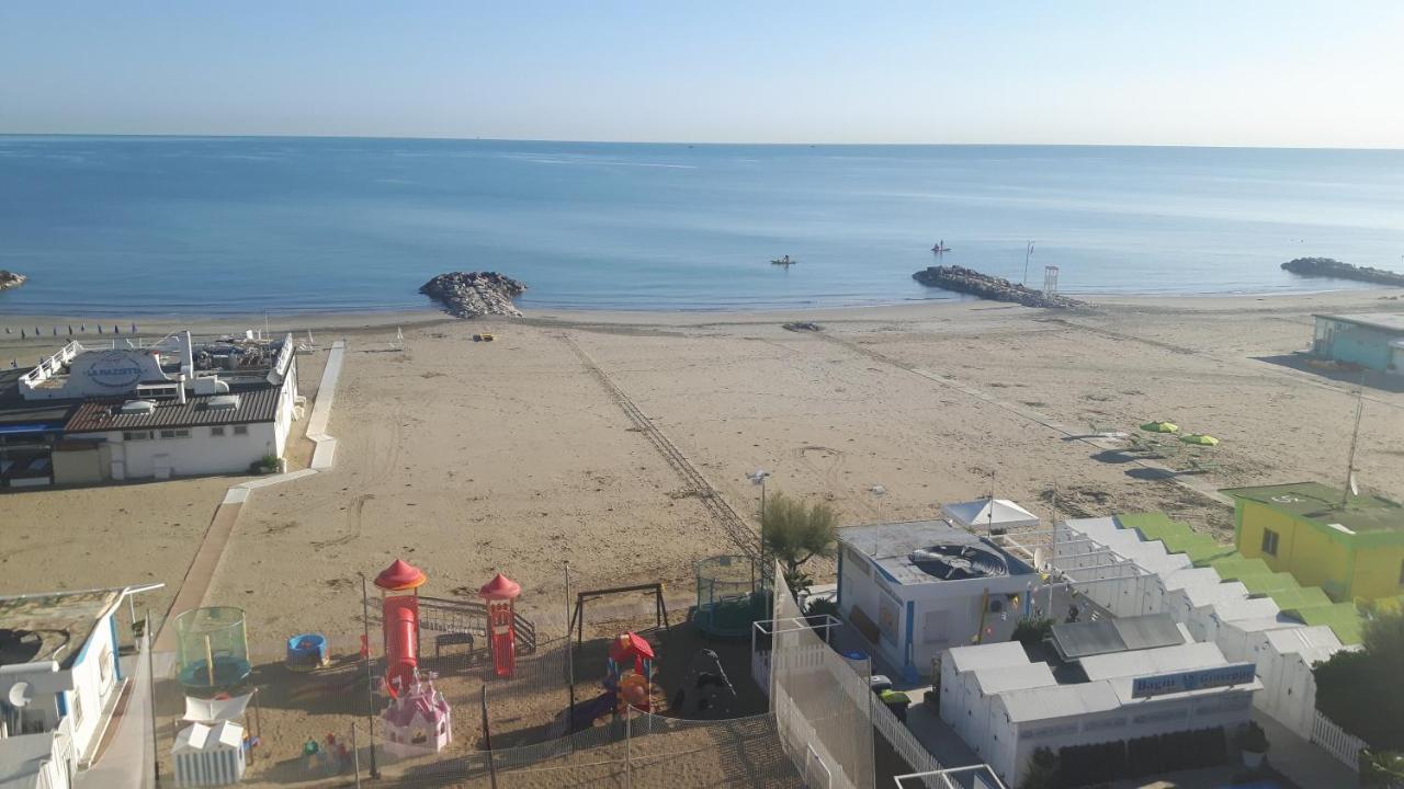Hotel Villa Rosa Misano Adriatico Exterior foto