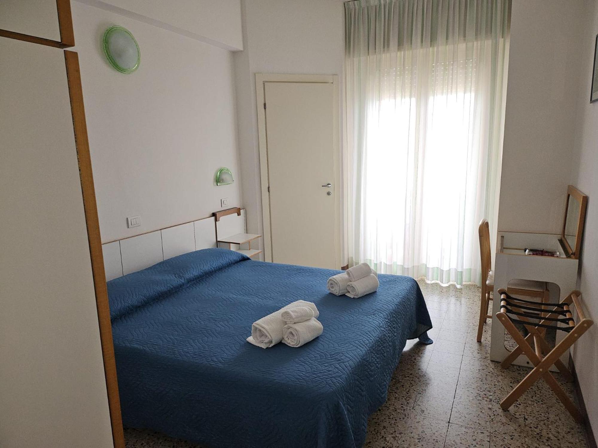 Hotel Villa Rosa Misano Adriatico Exterior foto