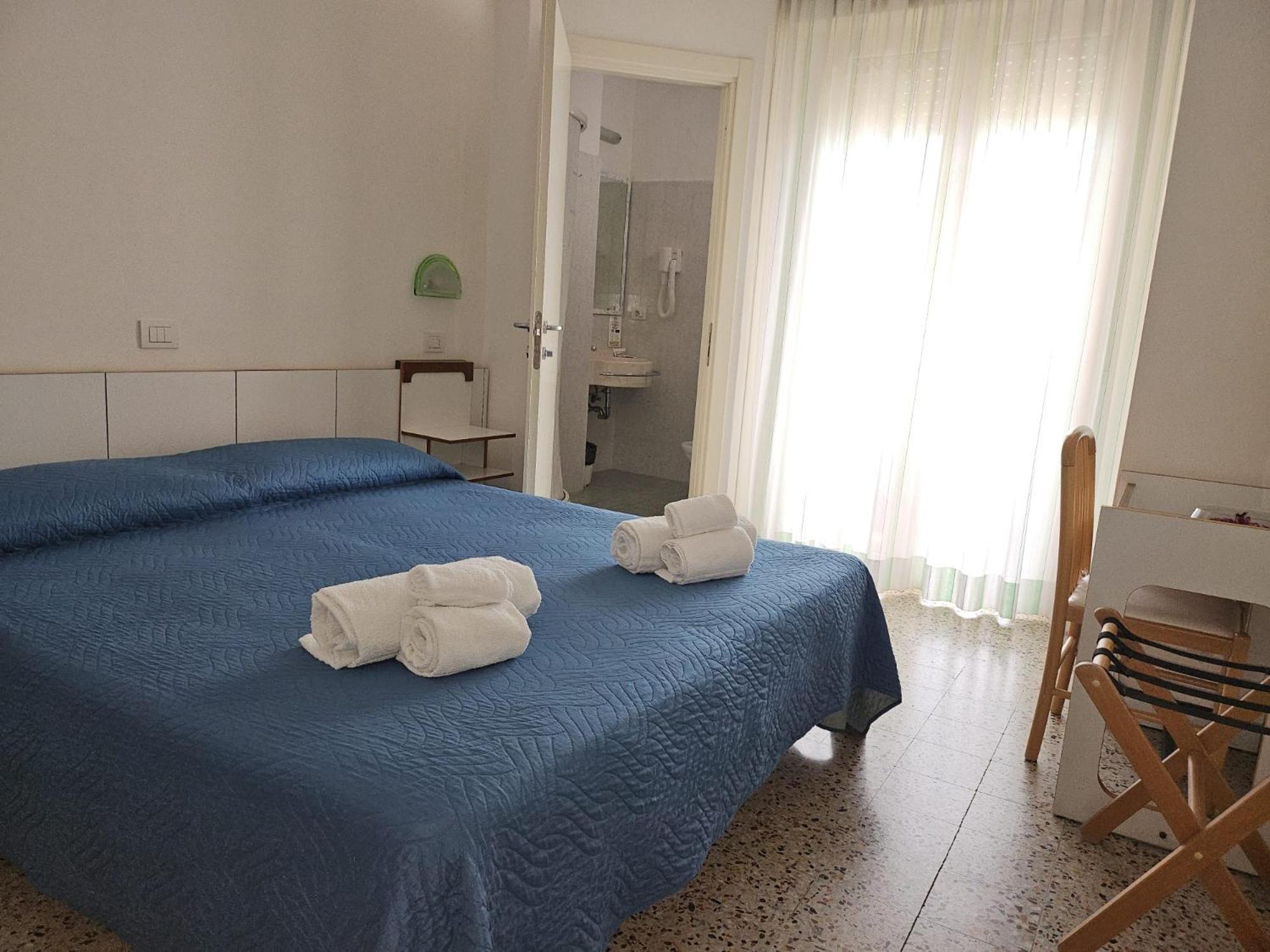 Hotel Villa Rosa Misano Adriatico Exterior foto